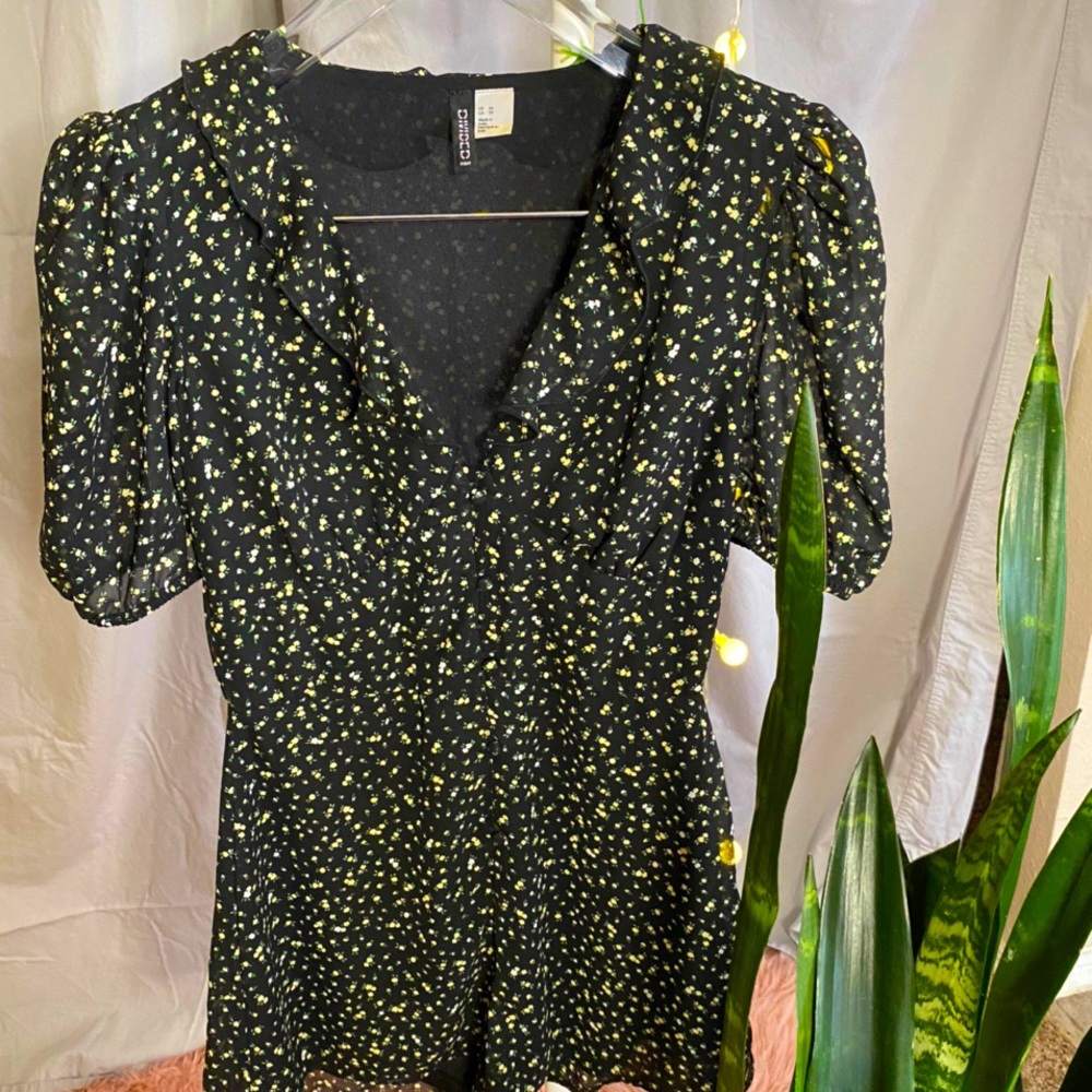 Floral Romper! 🌻